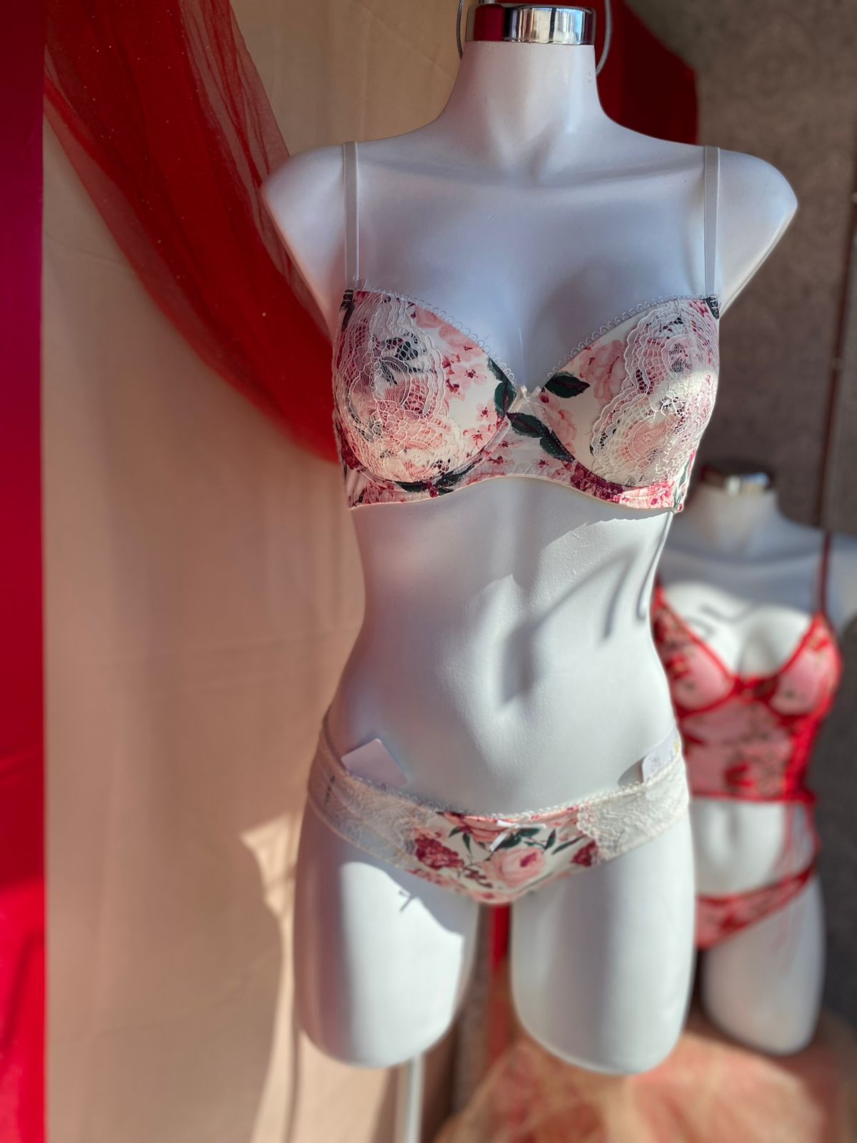 Bra con varilla y copa preformada B28678