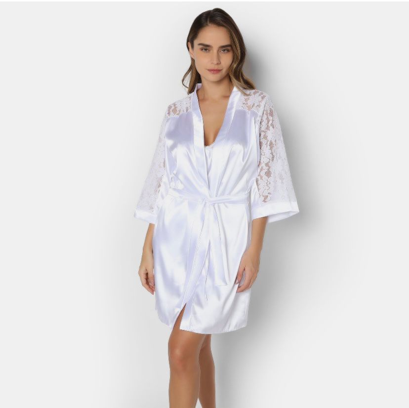 Bata Satin con camisón y tanga a juego