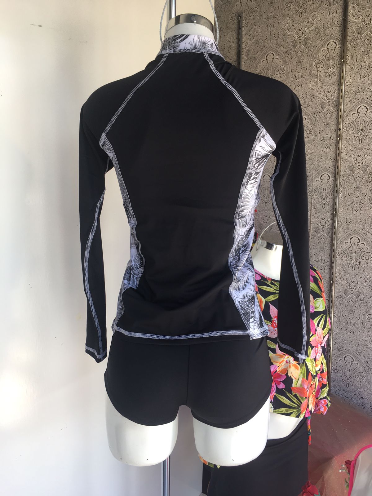 Traje de baño de manga larga