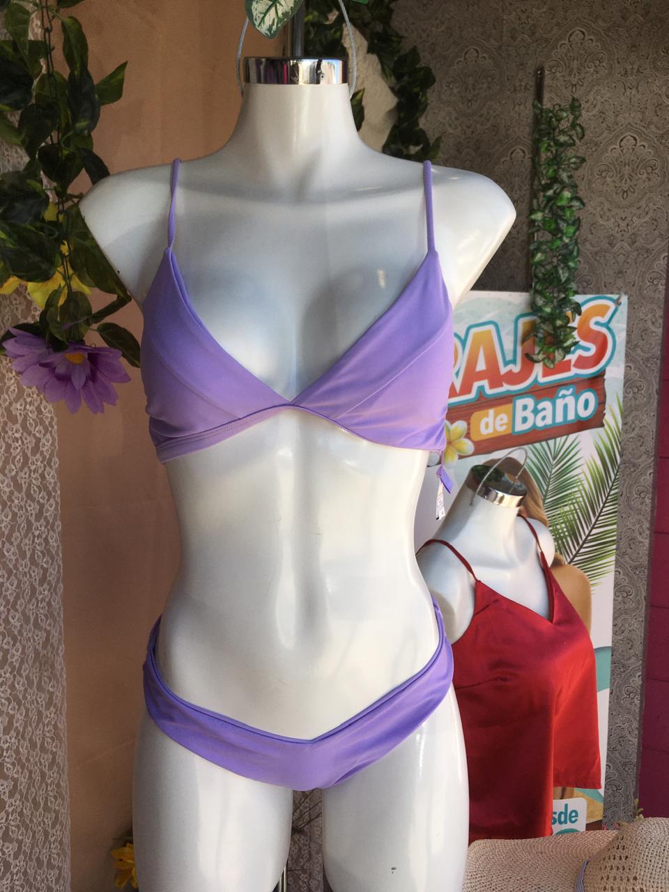 Traje de baño lila