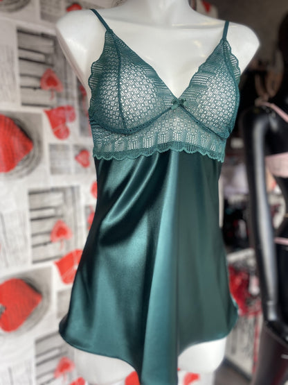 Top encaje y satin con cachetero