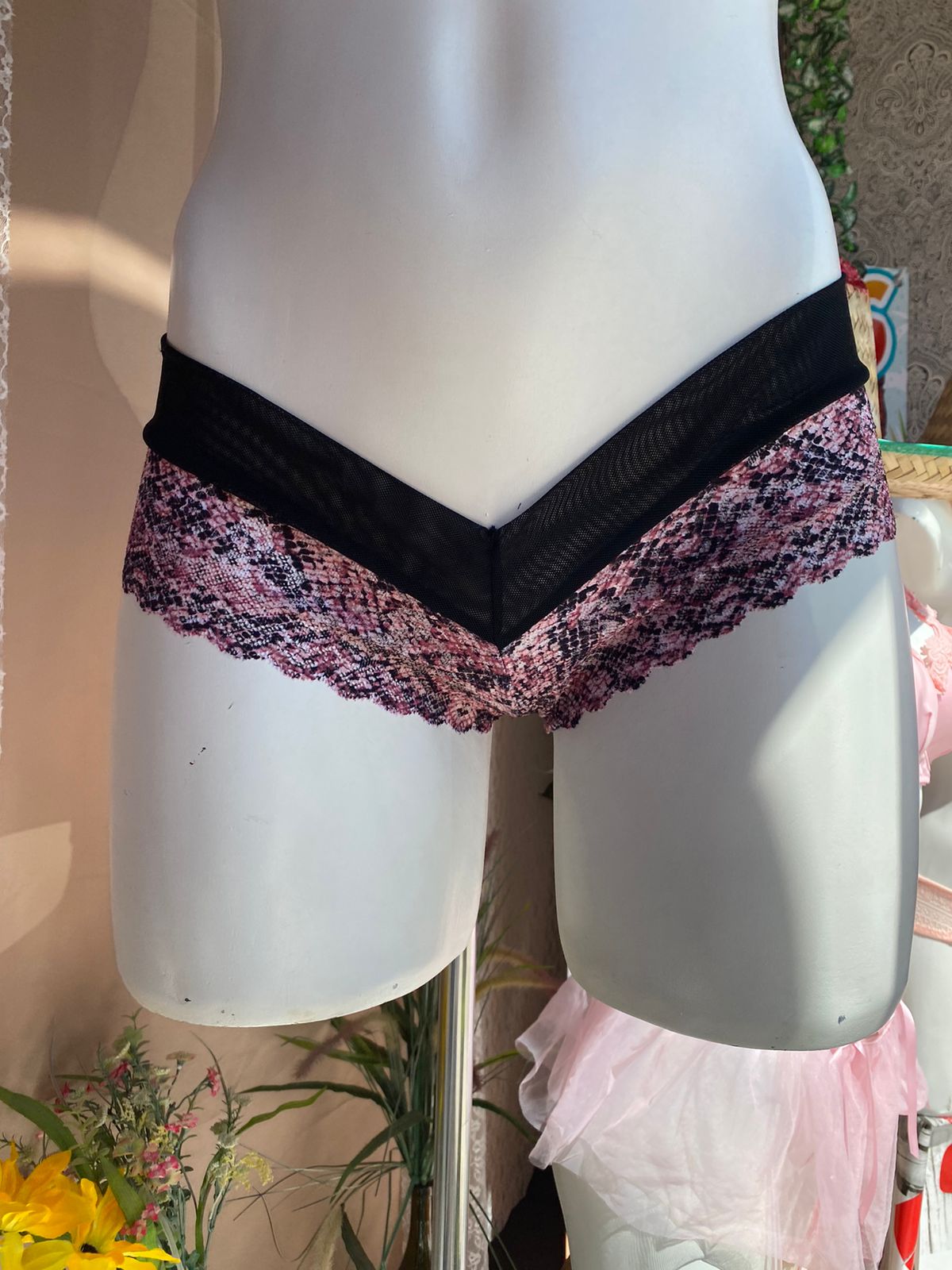 Cachetero Animal print fondo rosa