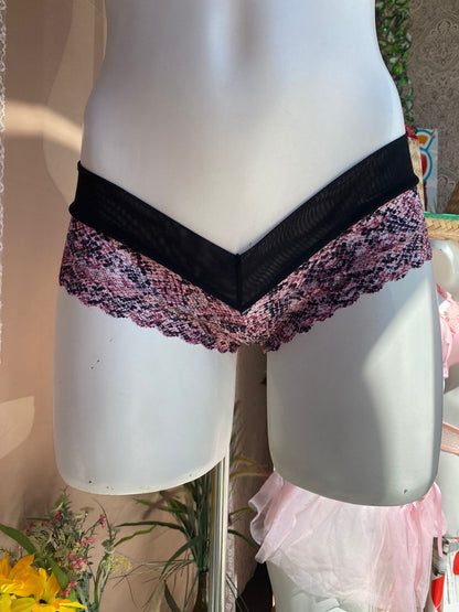 Cachetero Animal print fondo rosa