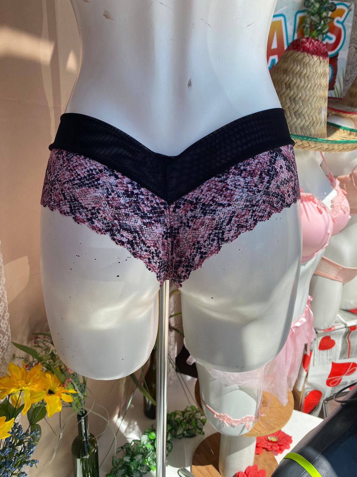 Cachetero Animal print fondo rosa