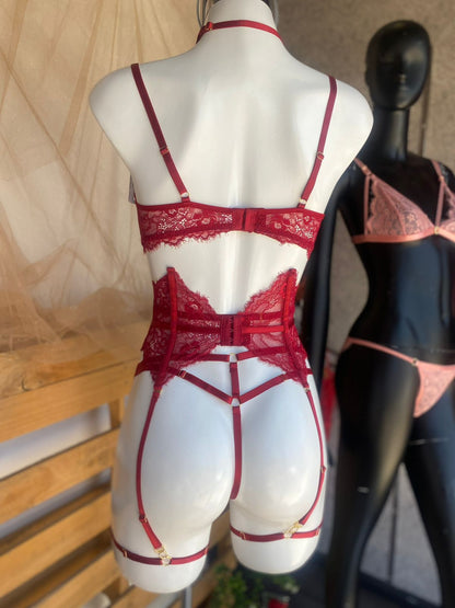 Coordinado de encaje con ligas