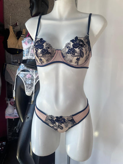 Conjunto nude