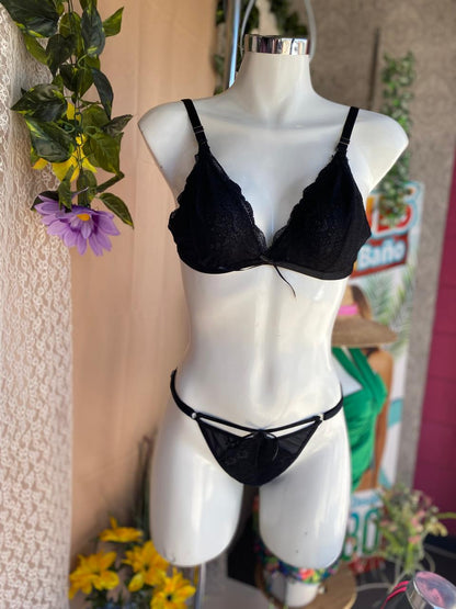 Coordinado de encaje