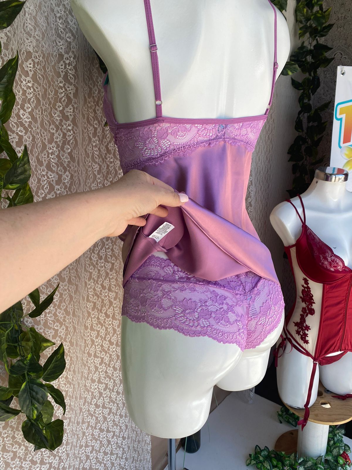 Top encaje y satin con cachetero