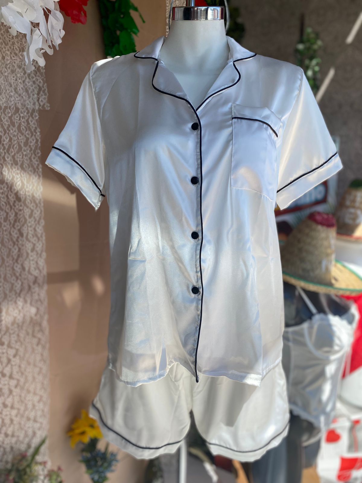 Pijama tipo Satin manga corta