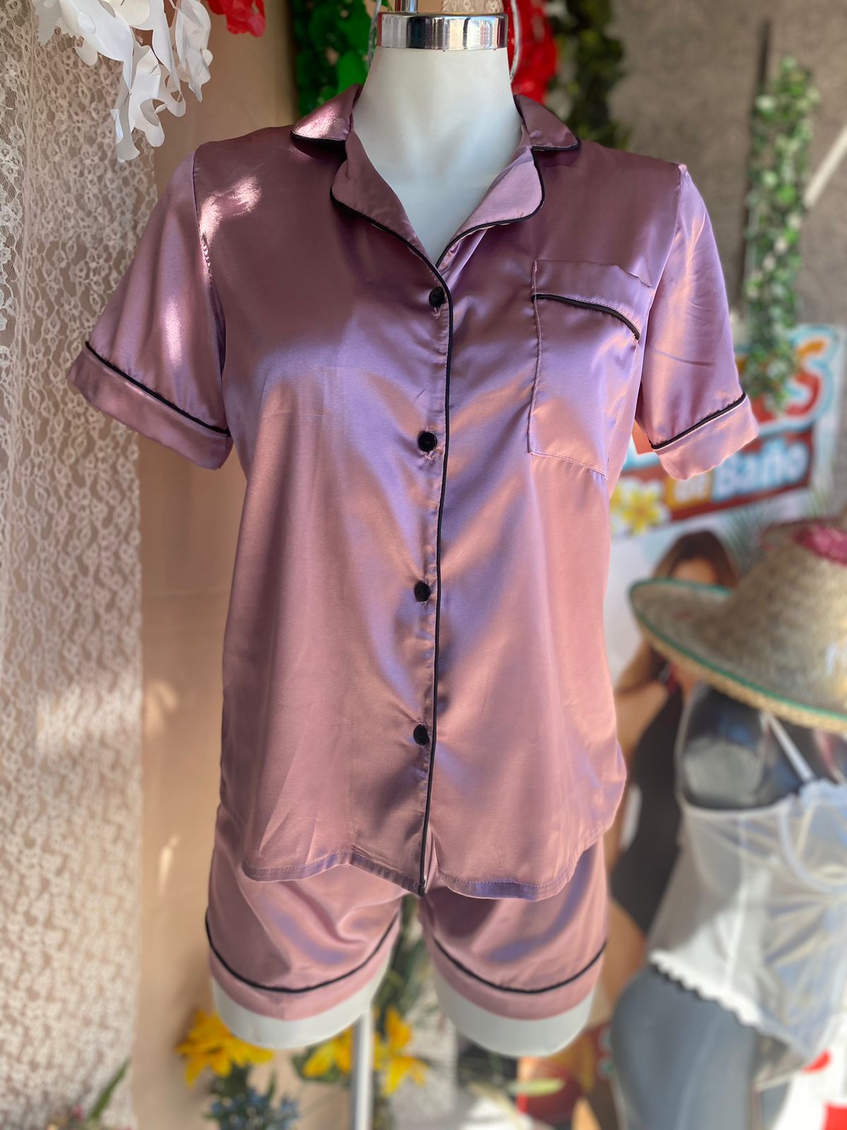 Pijama tipo Satin manga corta