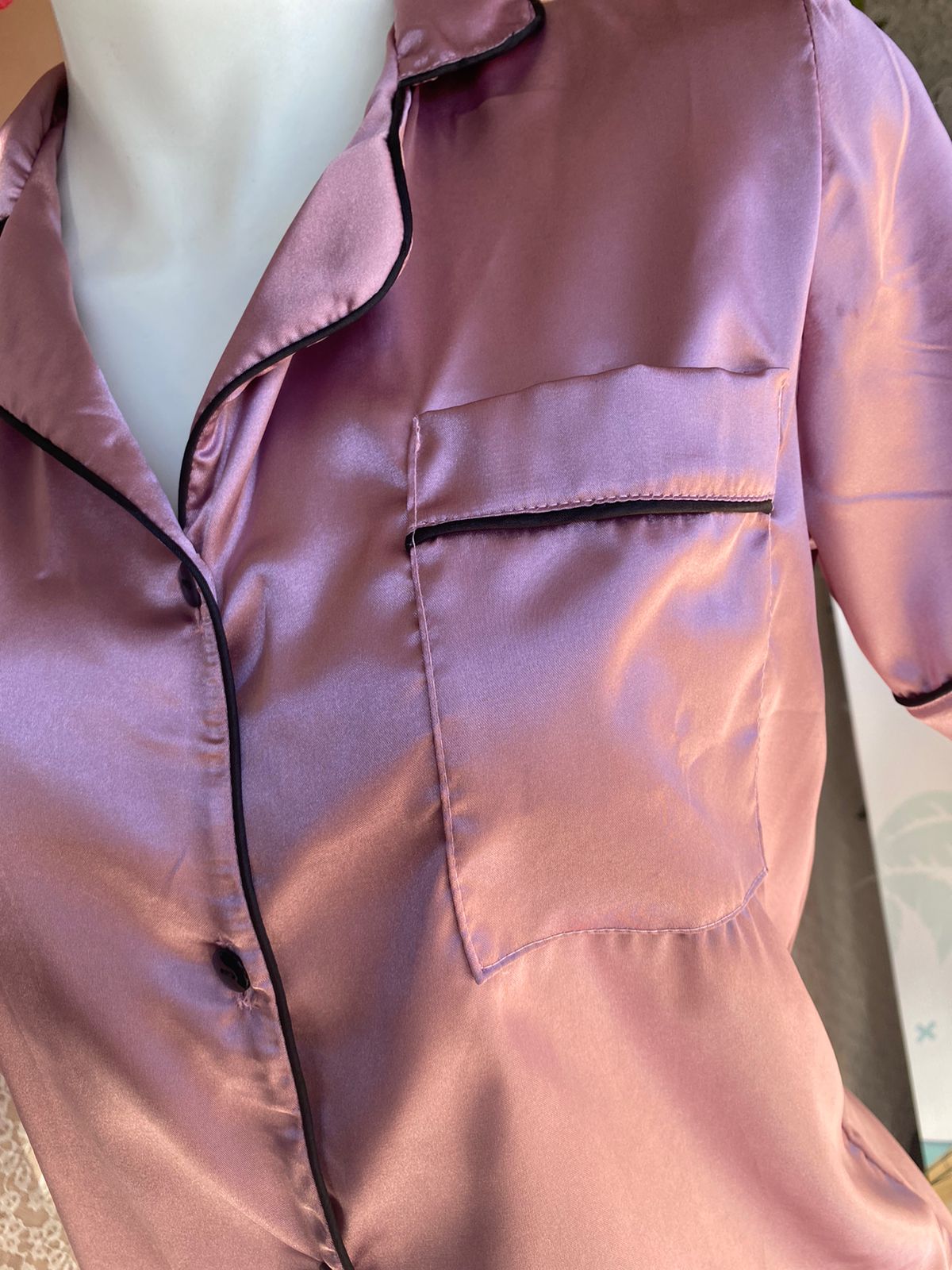 Pijama tipo Satin manga corta