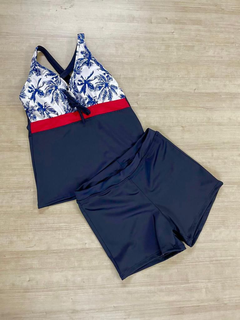 Traje de baño con short