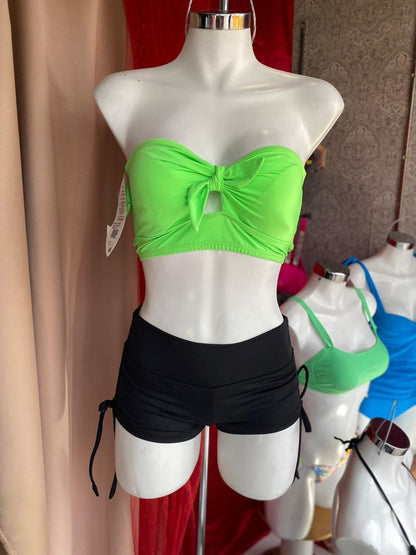 Traje de baño con short