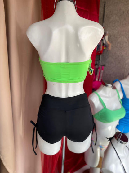 Traje de baño con short