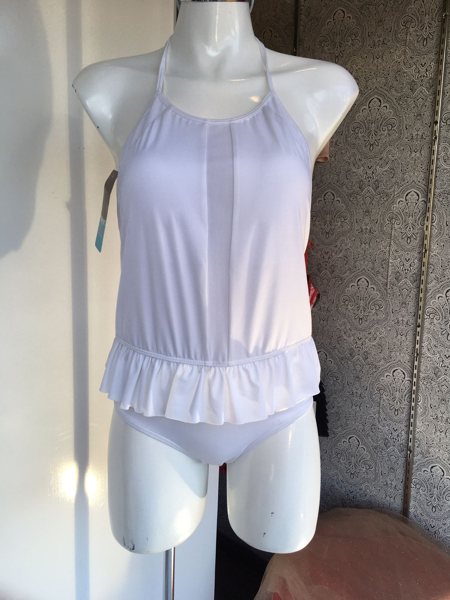 Traje de baño con olan