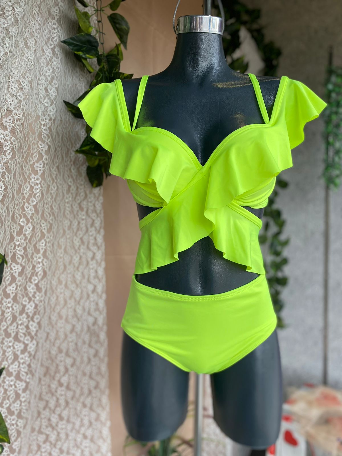 Traje de baño con olanes